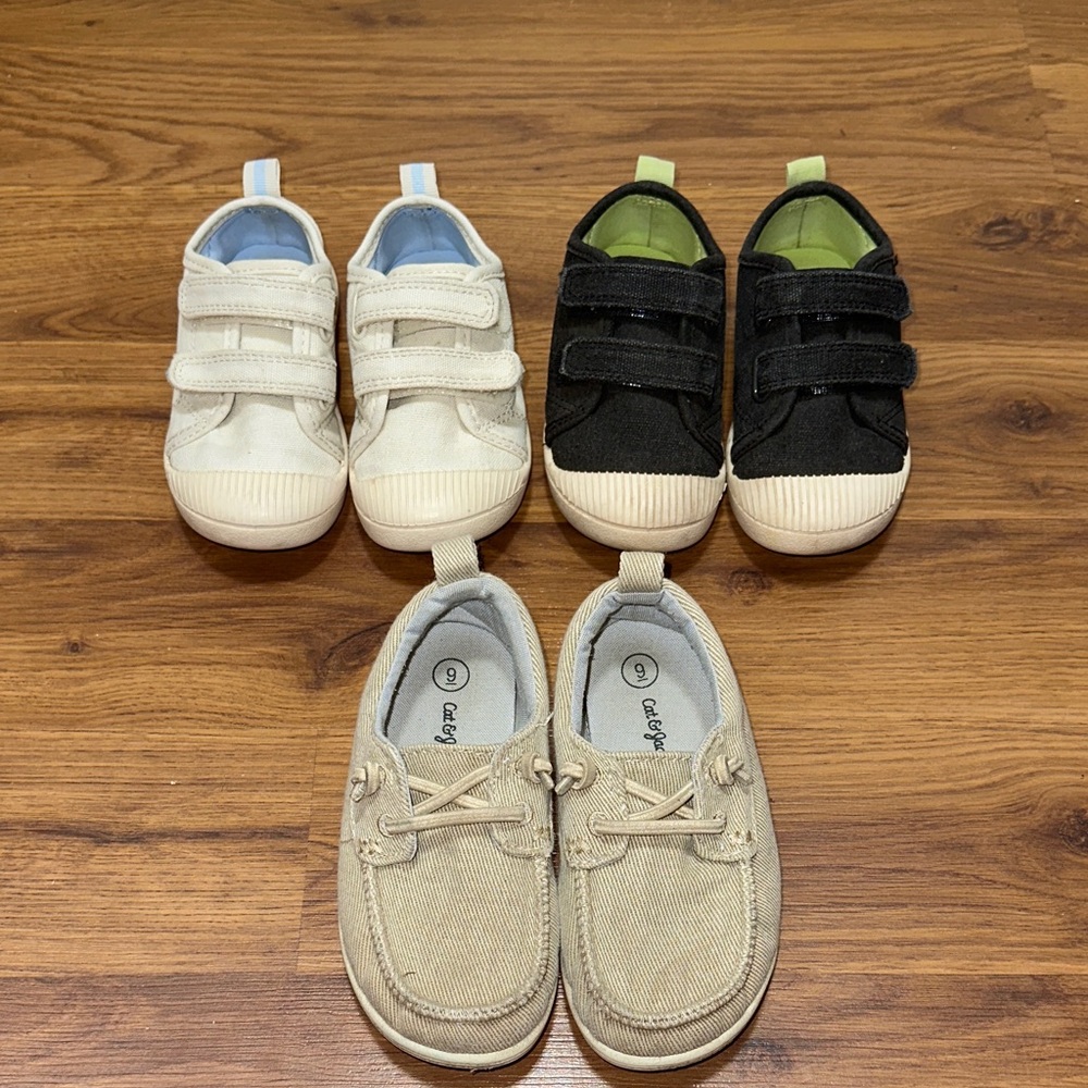 Cat & Jack Kids Sneakers - Black and Tan